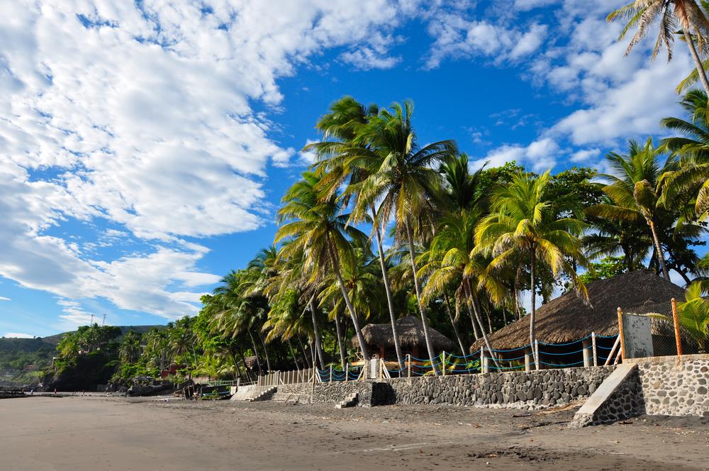 El Zonte El Salvador (1).jpg