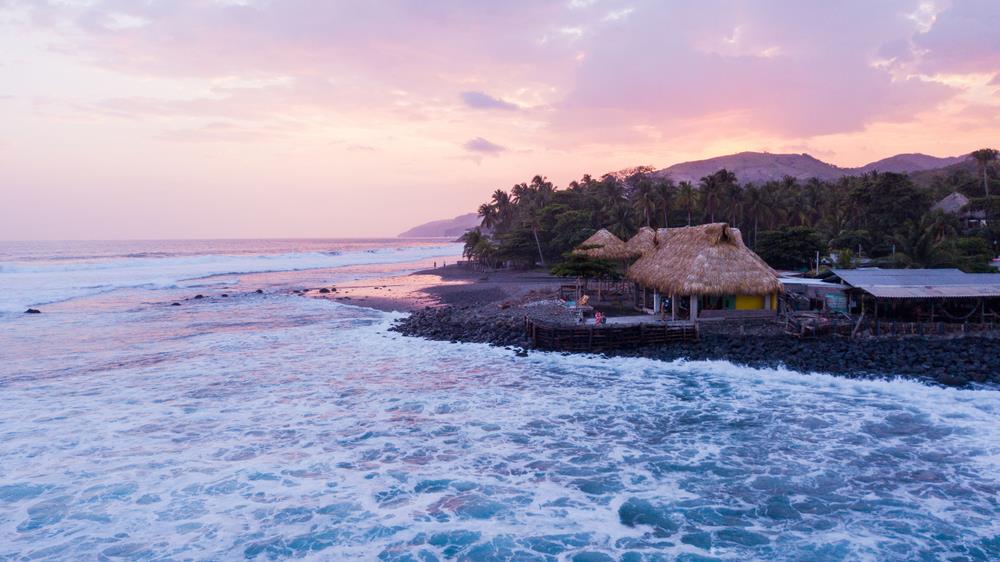 El Zonte El Salvador (6).jpg