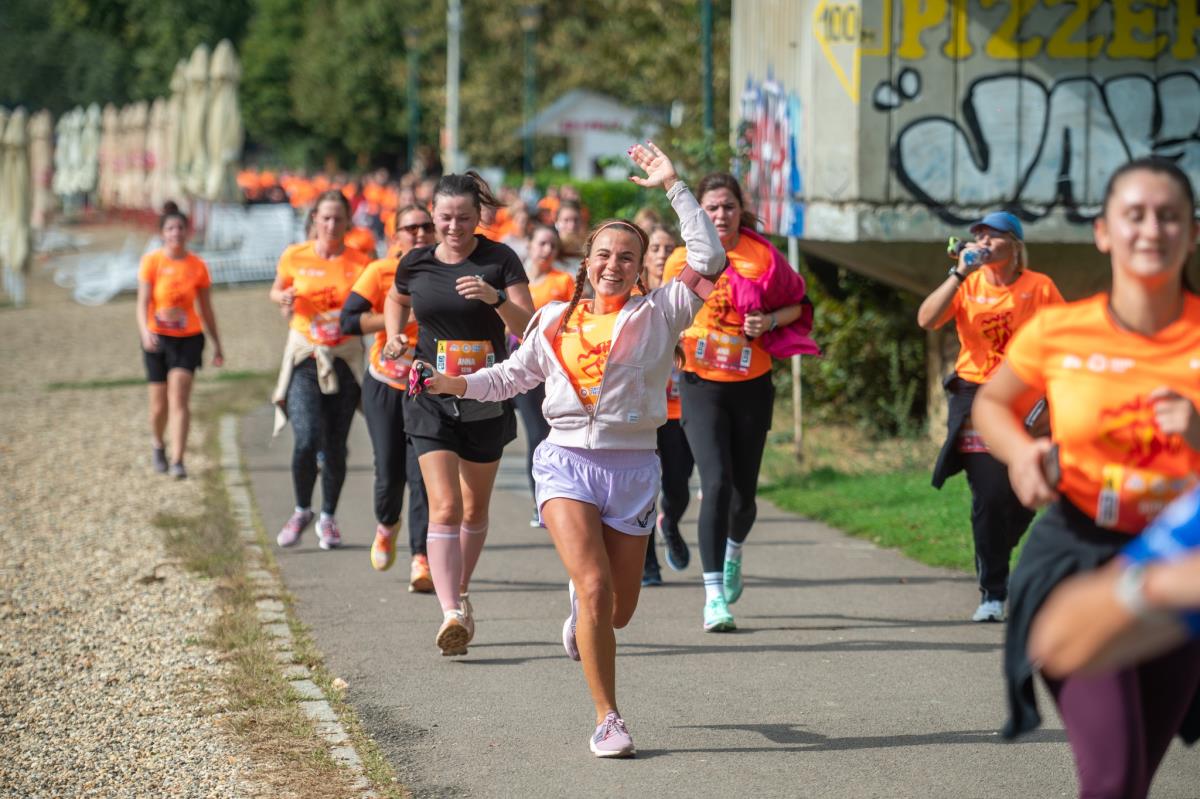 zenska trka 2.jpg