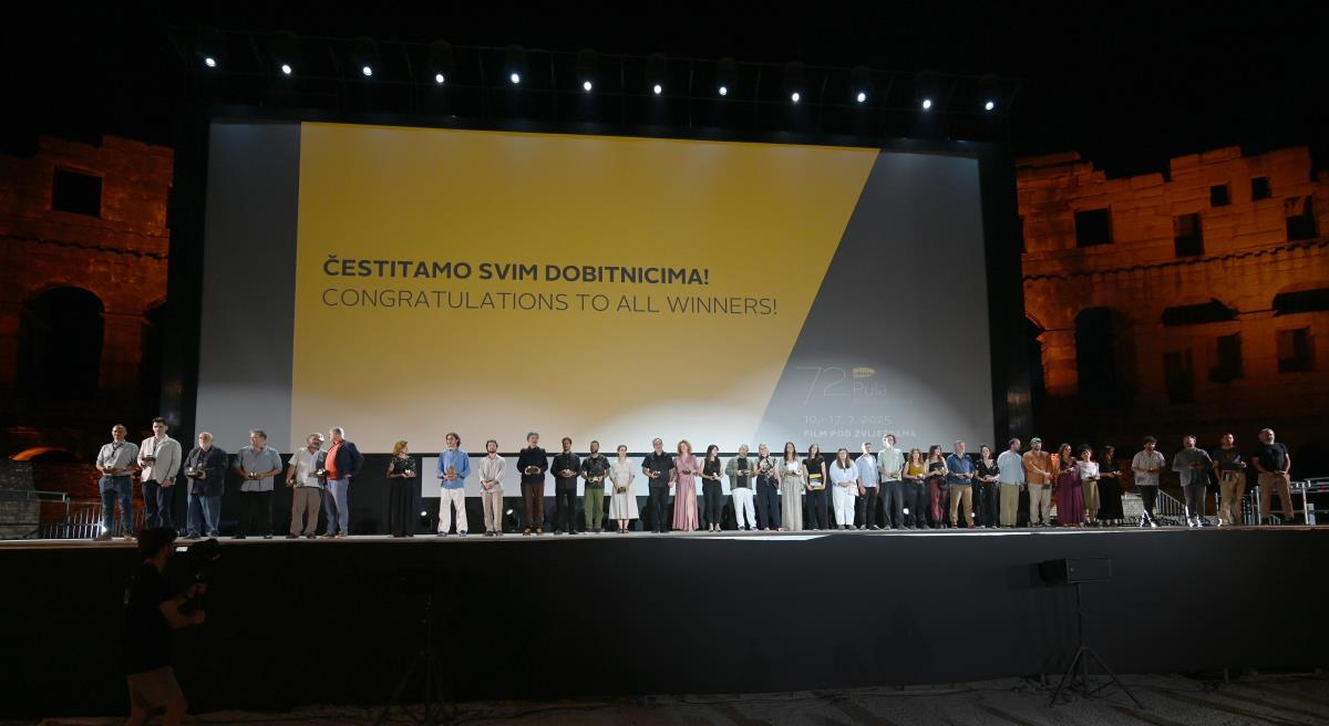 Naklon dobitnika.jpg