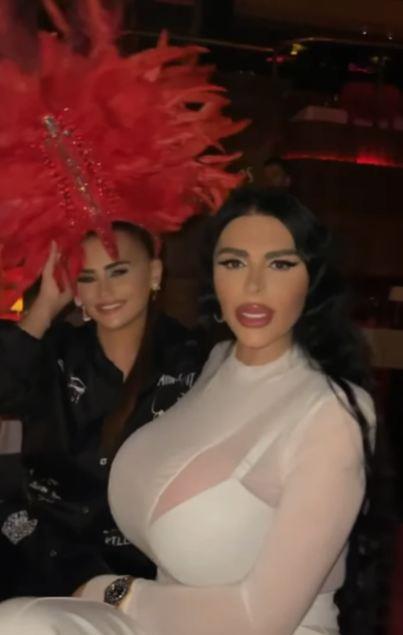 Elektra Elit je otac ćerki Divi