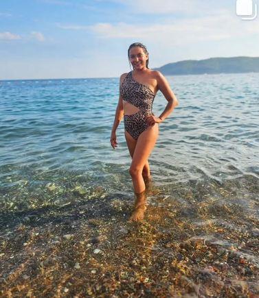 Marija Ramadanovski na plaži