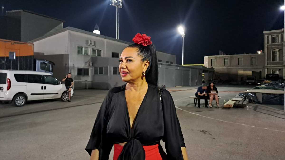 "BILA SAM KOD ZLATE KUĆI..." Ena Čolić otkrila detalje susreta sa Pejinom mamom, priznala s čime se suočava: Od nje sam dobila...