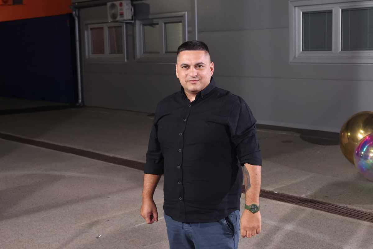 "NE MOŽE DA GLEDA ANITU DOK IMA DEVOJKU" Aneli i dalje besna na Luku zbog njegovog druženja s cimerkom, ona se zbližila s Asminom: Promenljivi smo