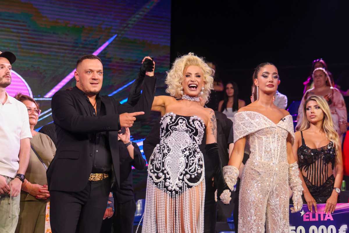 Gastoz i Anđela čekaju proglašenje pobednika.jpeg