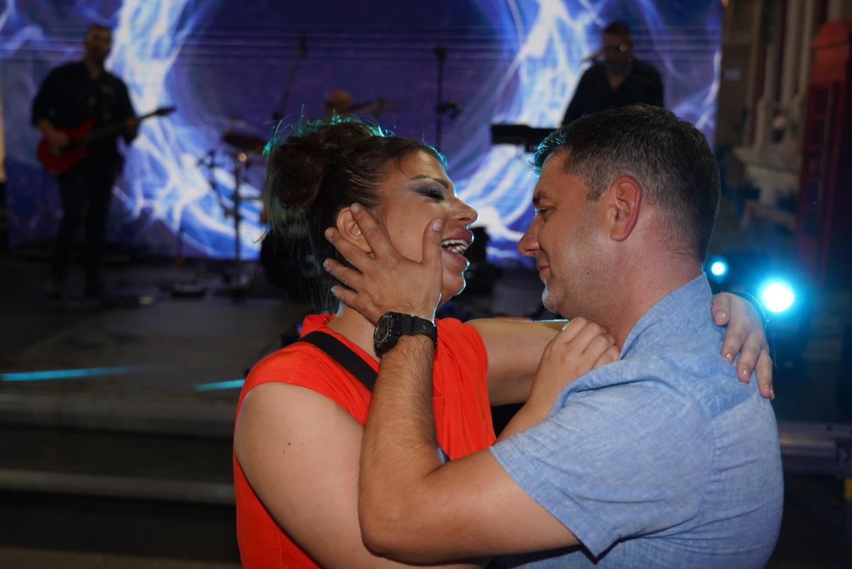 MILJANA KULIĆ MOLILA ZA OPROŠTAJ: Rijaliti učesnica pokušala pomirenje sa Ivanom Marinkovićem, a on joj hladnokrvno odgovorio: Nikad više neću da ti...