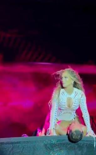 vulgarni ples dženifer lopez 14.jpg