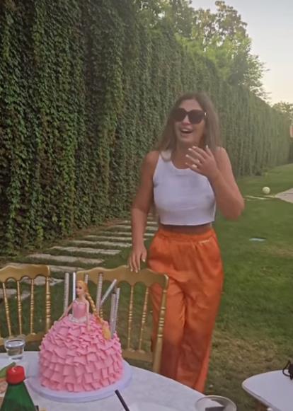 Ana Radulović proslavlja rođendan