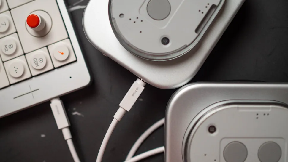 Headphone 1 (18).jpg