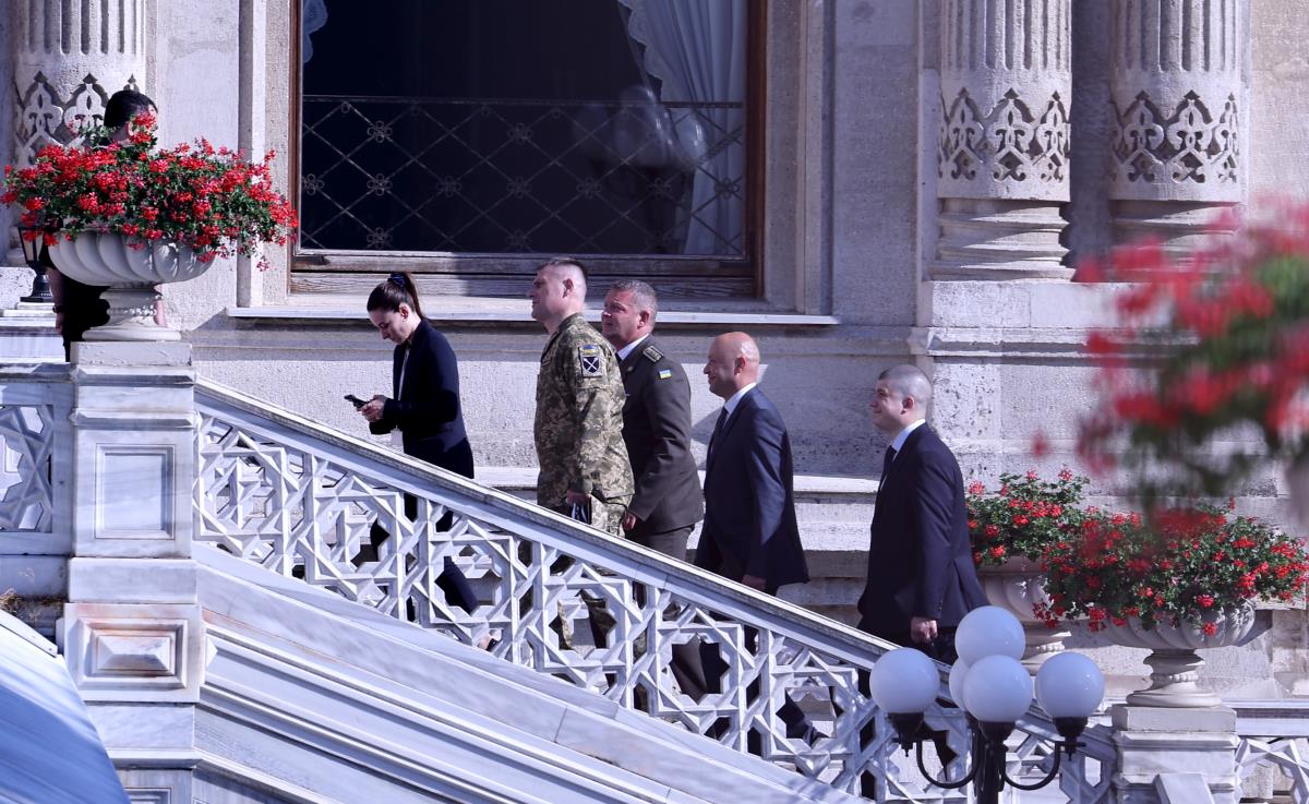 102 EPA Tolga Bozoglu.jpg