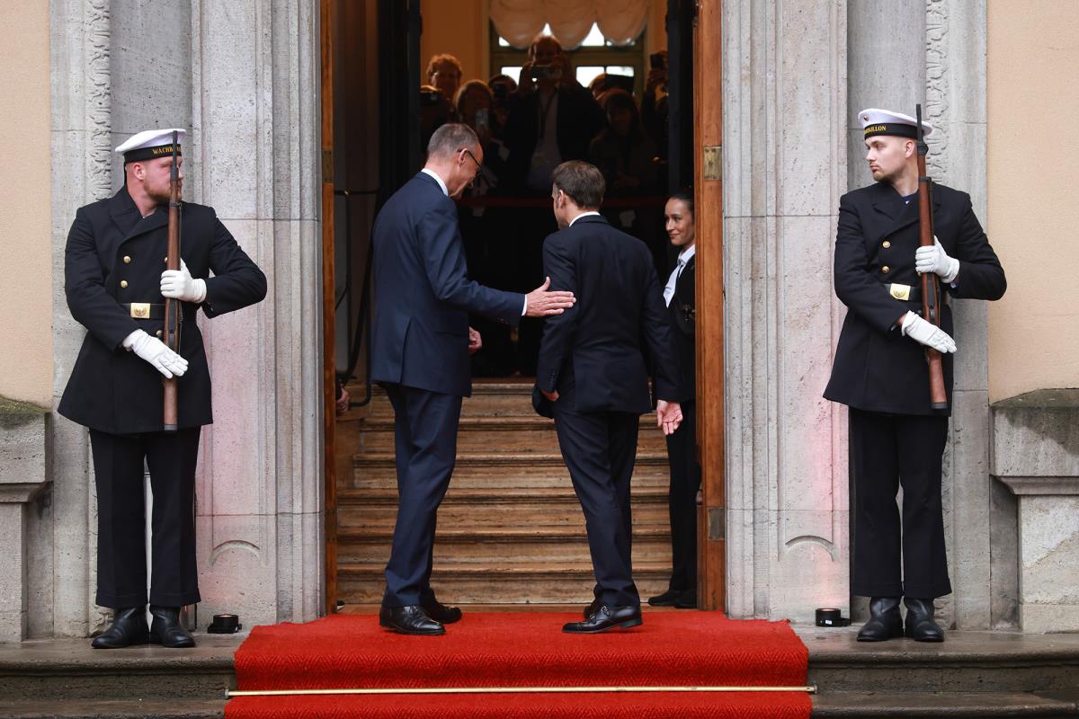 macron merz EPA Clemens Bilan copy.jpg