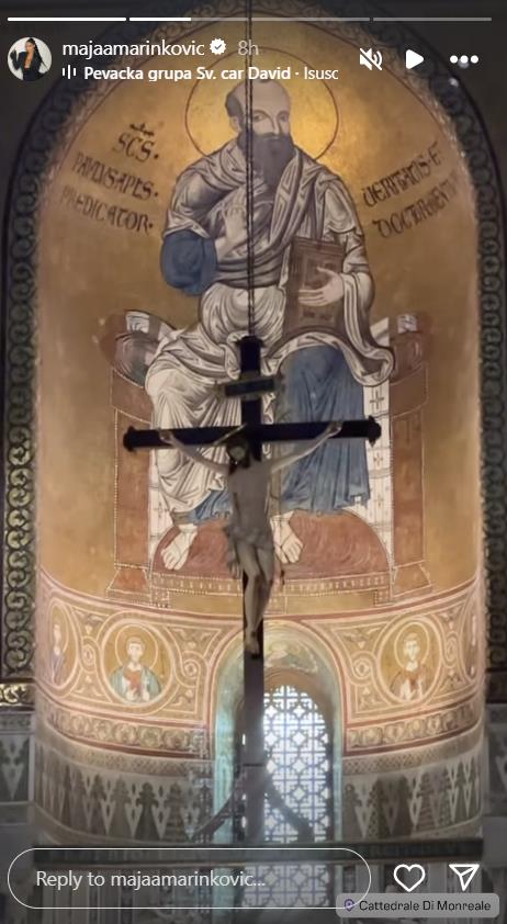 Maja Marinković u katedrali u Italiji