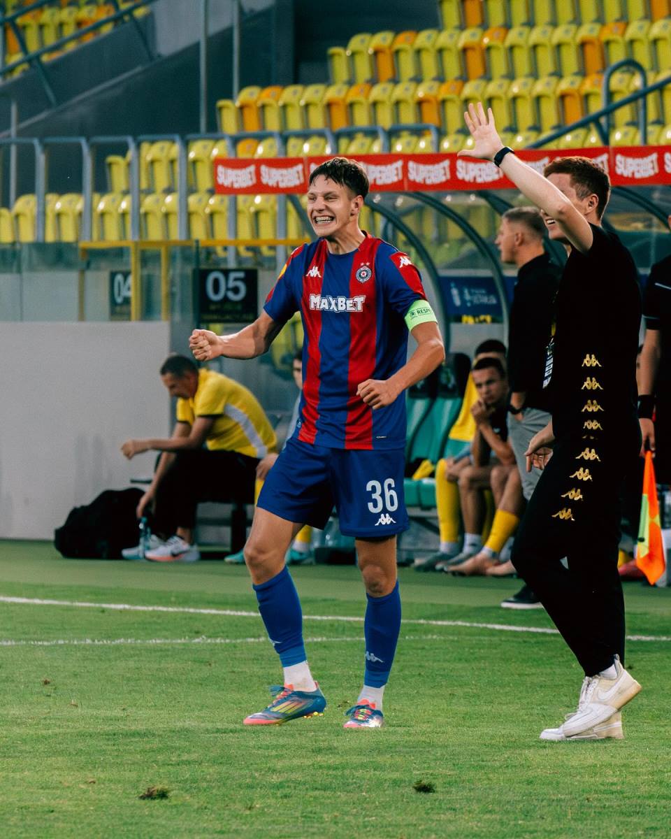 Fudbaleri Partizana na meču protiv Oleksandrije