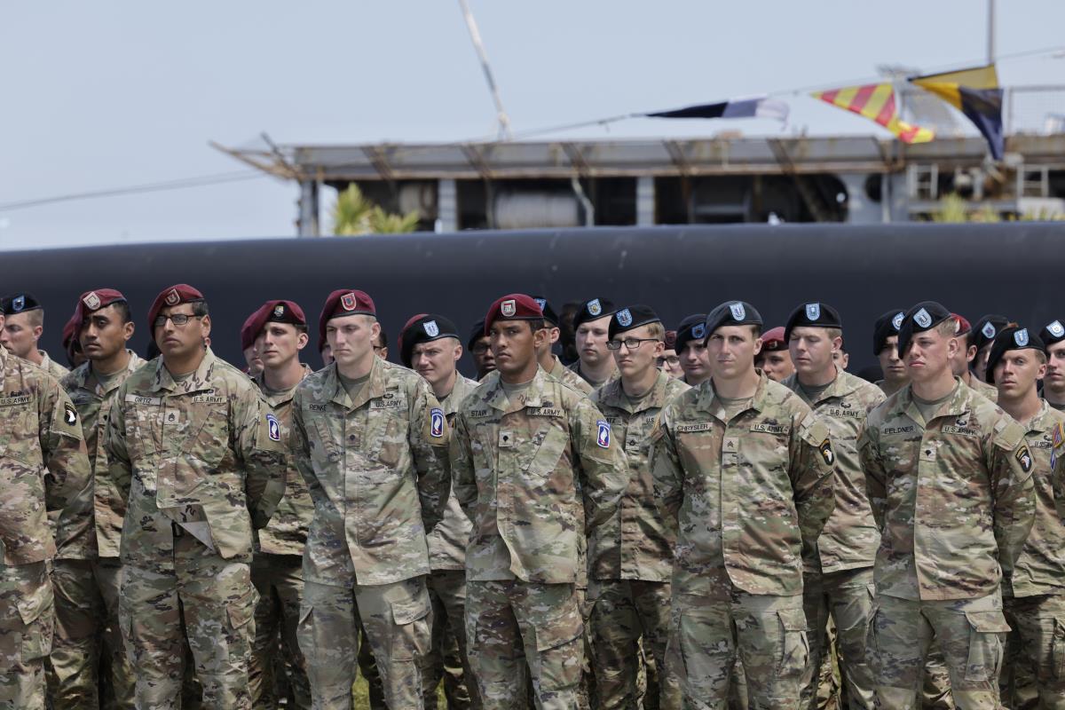 x EPA Andre Pain  Pool.jpg