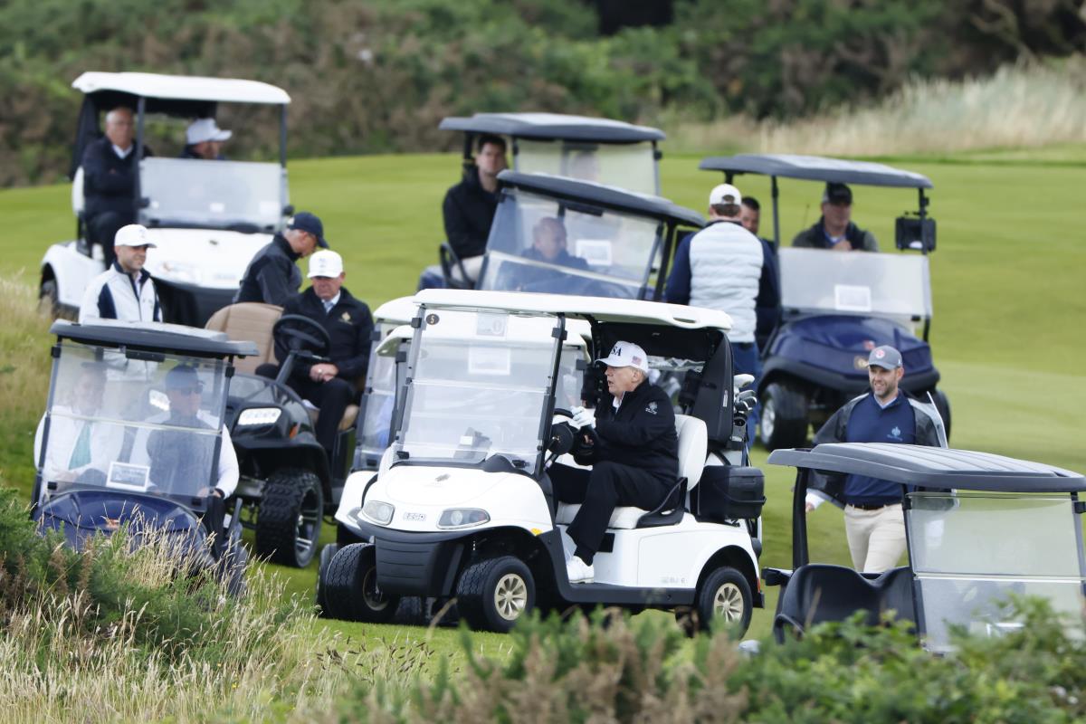 106 EPA Tolga Akmen.jpg