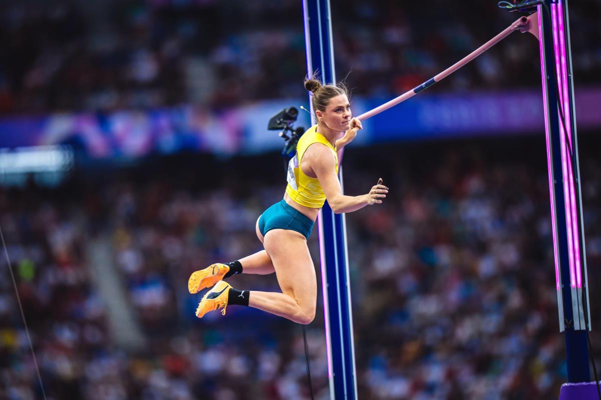 Nina Kenedi, australijska atletičarka