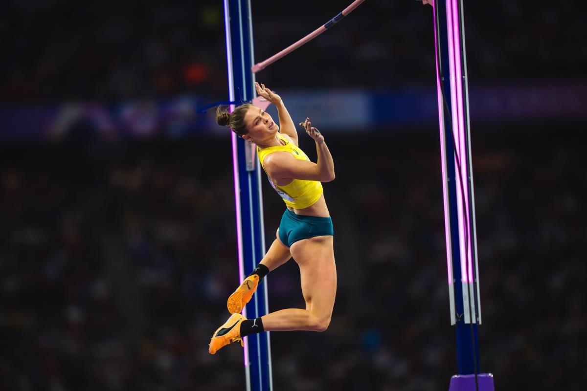 Nina Kenedi, australijska atletičarka