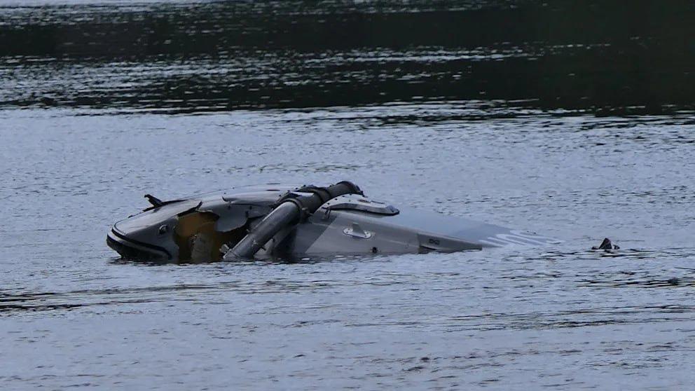 GxBqipSWYAAAwTo copy1321321.jpg