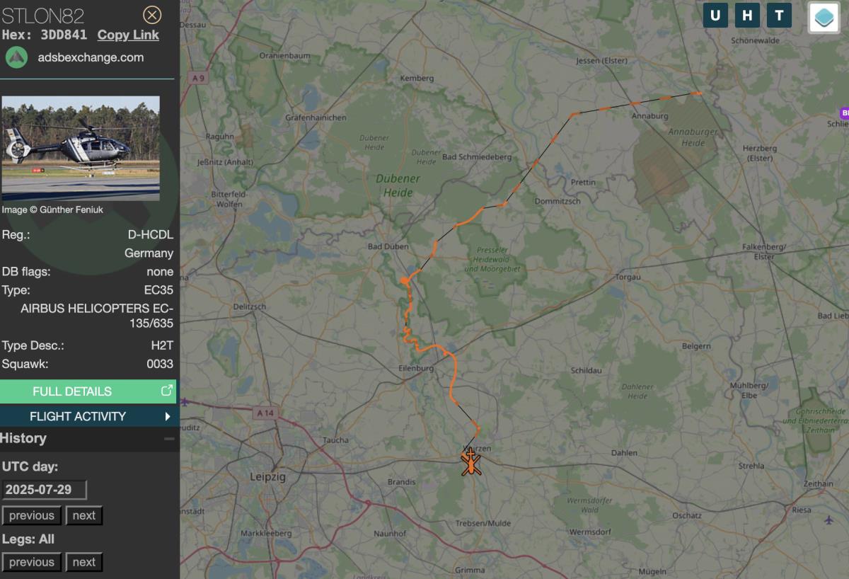 GxBqipXW8AEzTq6 copy132132.jpg