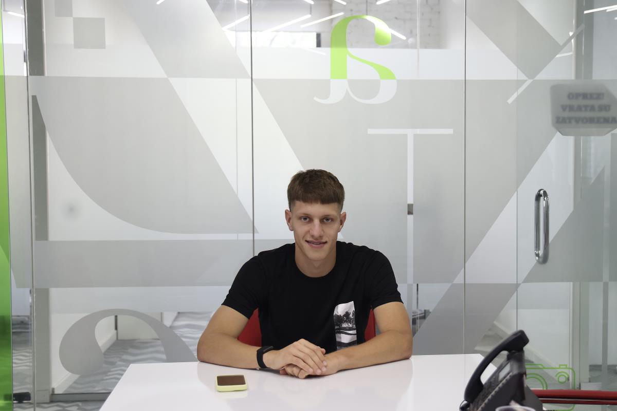 2806 News1 Boba Nikolic.jpg