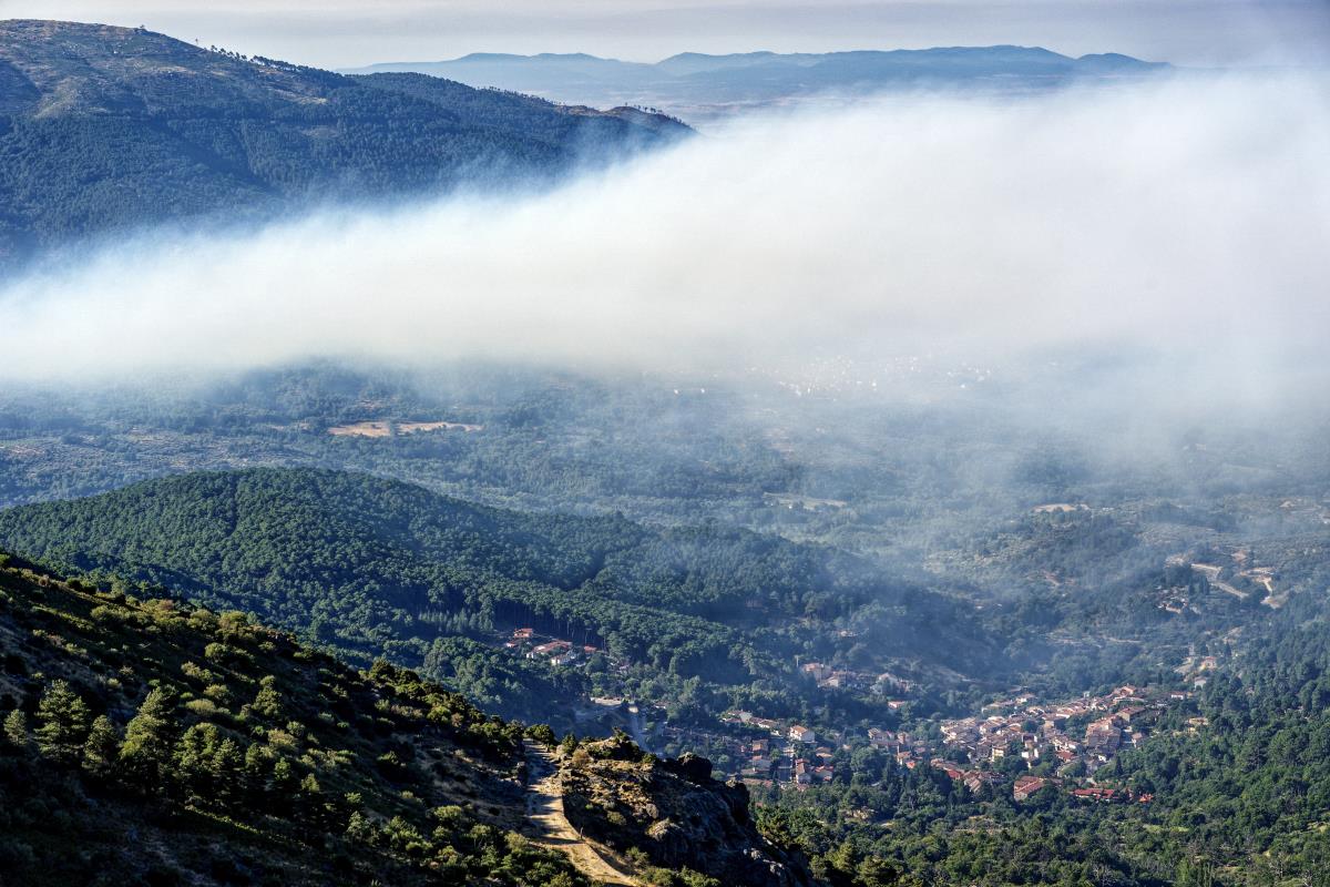 pozari01 EPA Raul Sanchidrian.jpg