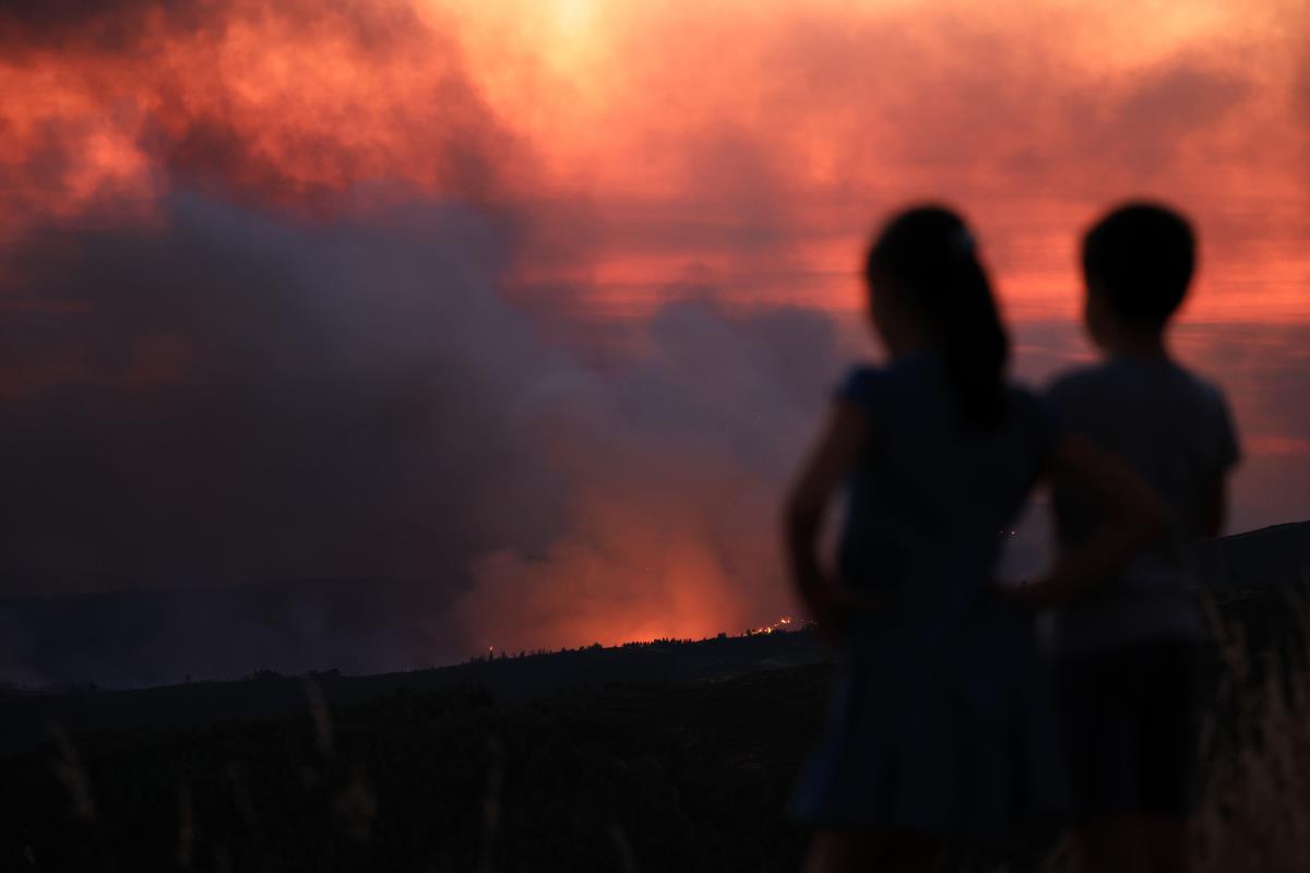 pozari01 EPA Estela Silva.jpg