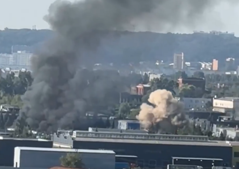 2025-07-31 10_27_18-(2) 🪖MilitaryNewsUA🇺🇦 on X_ _❗️The moment of the kamikaze drone attack on the.png