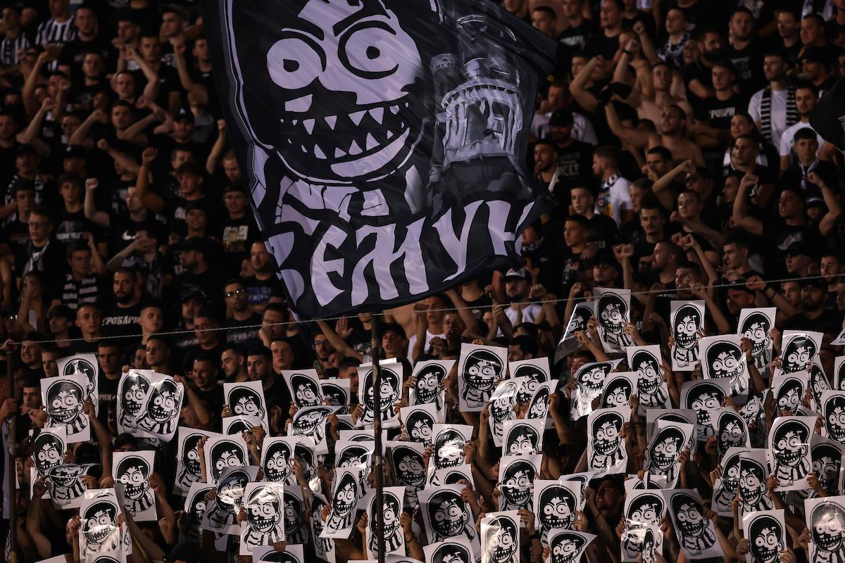 Grobari na utakmici Partizan - Oleksandrija