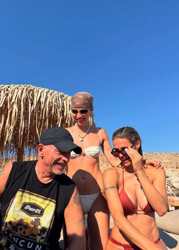 eros ramacoti letuje s bivšim ženama 2.jpg