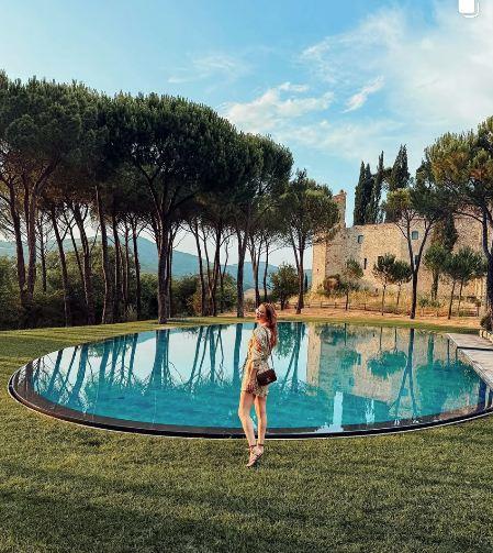 Nikala Rokvić i Bojana Barović na letovanju