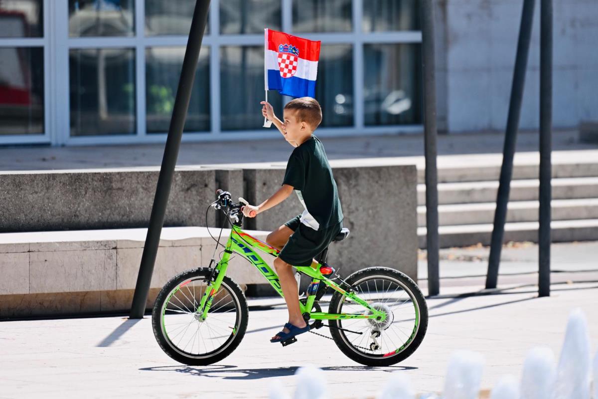 WhatsApp Image 2025-08-04 at 18.37.42 (2).jpeg