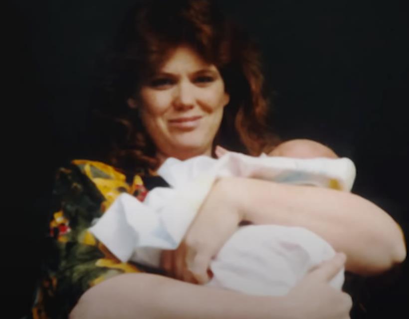 Tori je najmlađa ćerka koja je ostala sa roditeljima