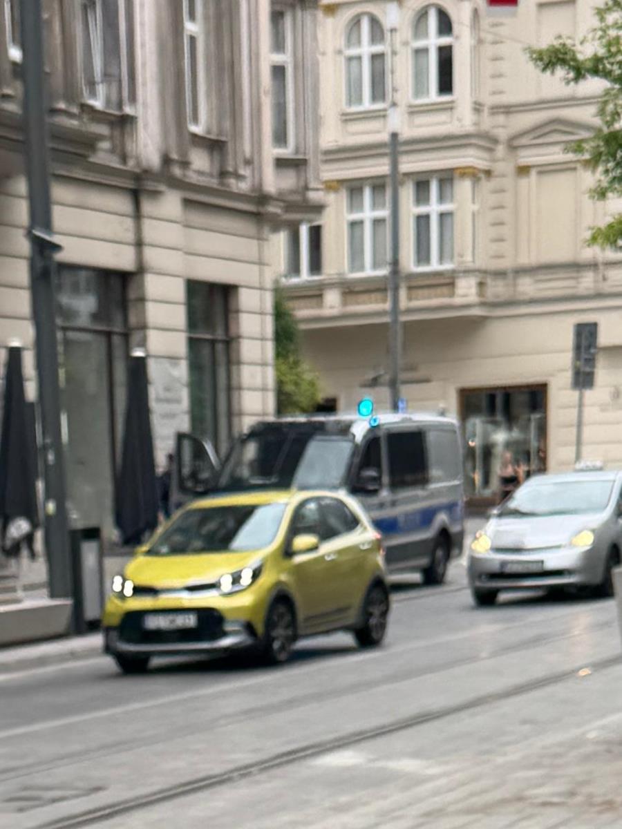 Leh Zvezda policija 7.jpg