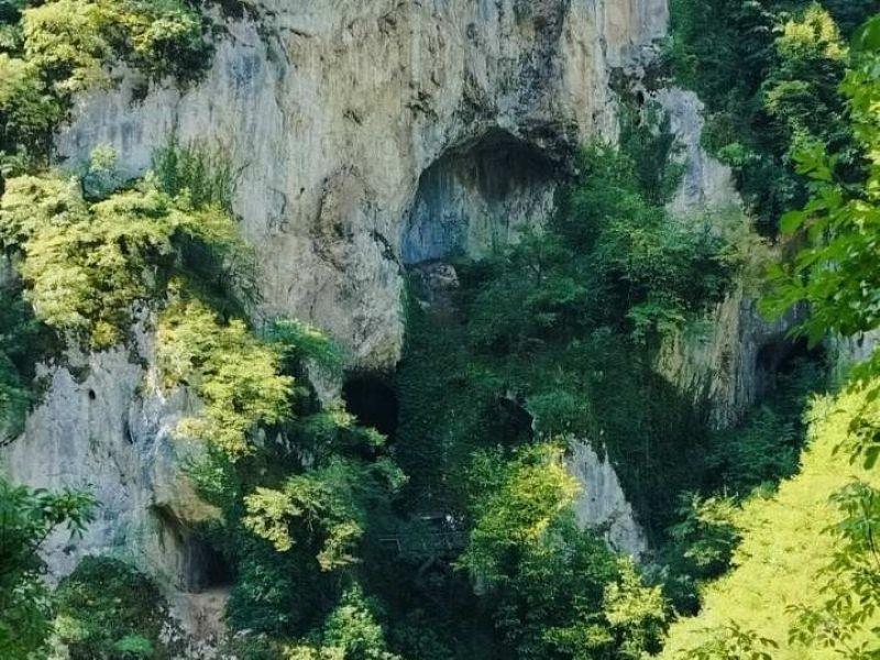 Foto privatna arhiva - Isposnice Svetog Save (2).jpg