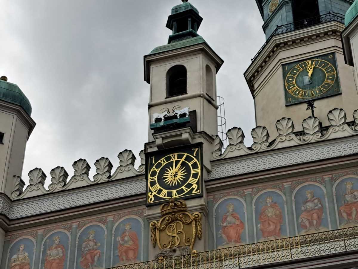 Dva jarca na trgu u Poznanju 3.jpg