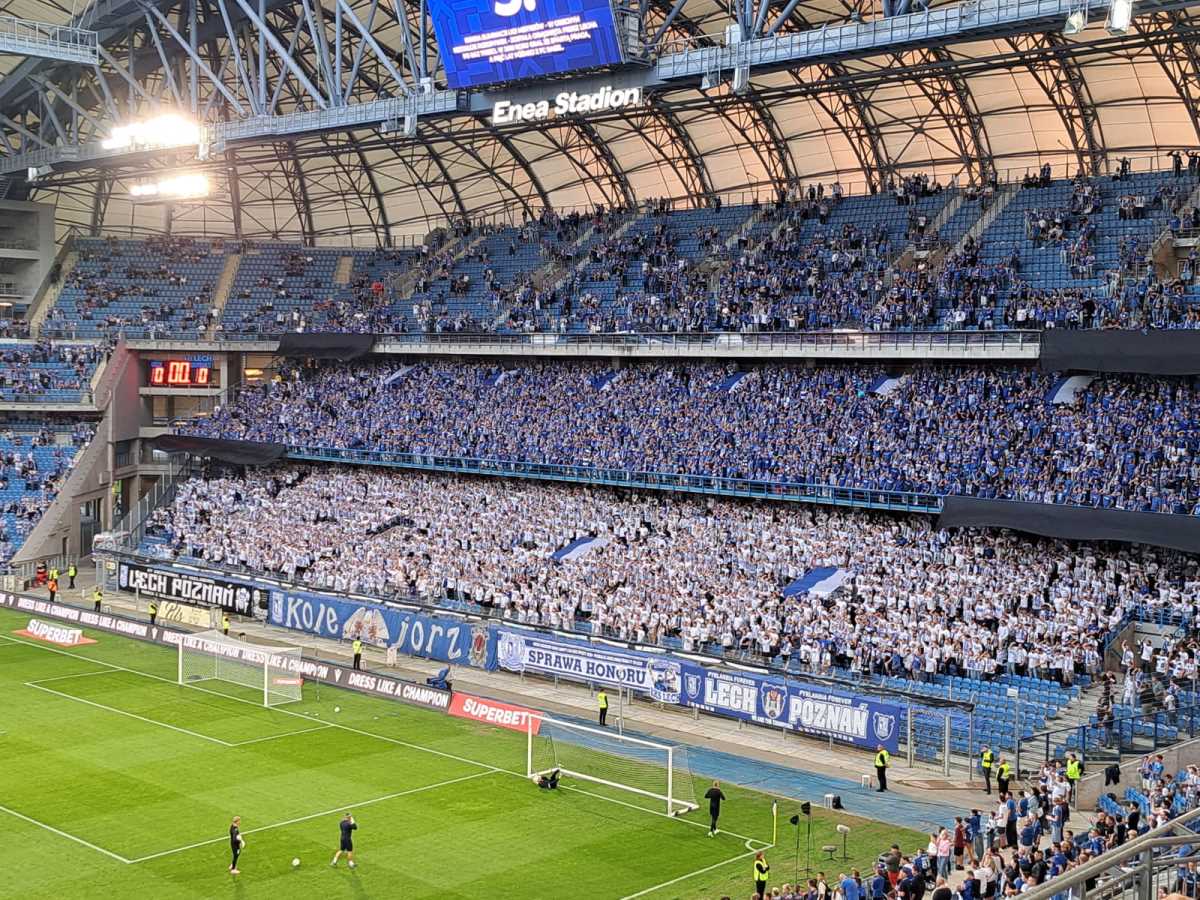 Navijači Leha luduju uoči meča