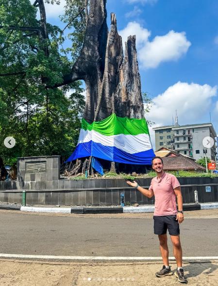 Robert Dacešin posetio državu Sijera Leone u Africi.jpg
