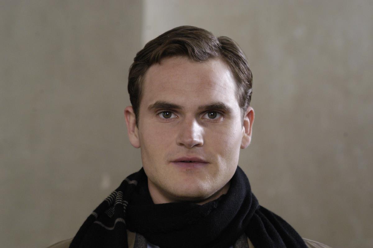 Fabijan Hinrihs kao Hans Šol u filmu “Sofi Šol - poslednji dani“