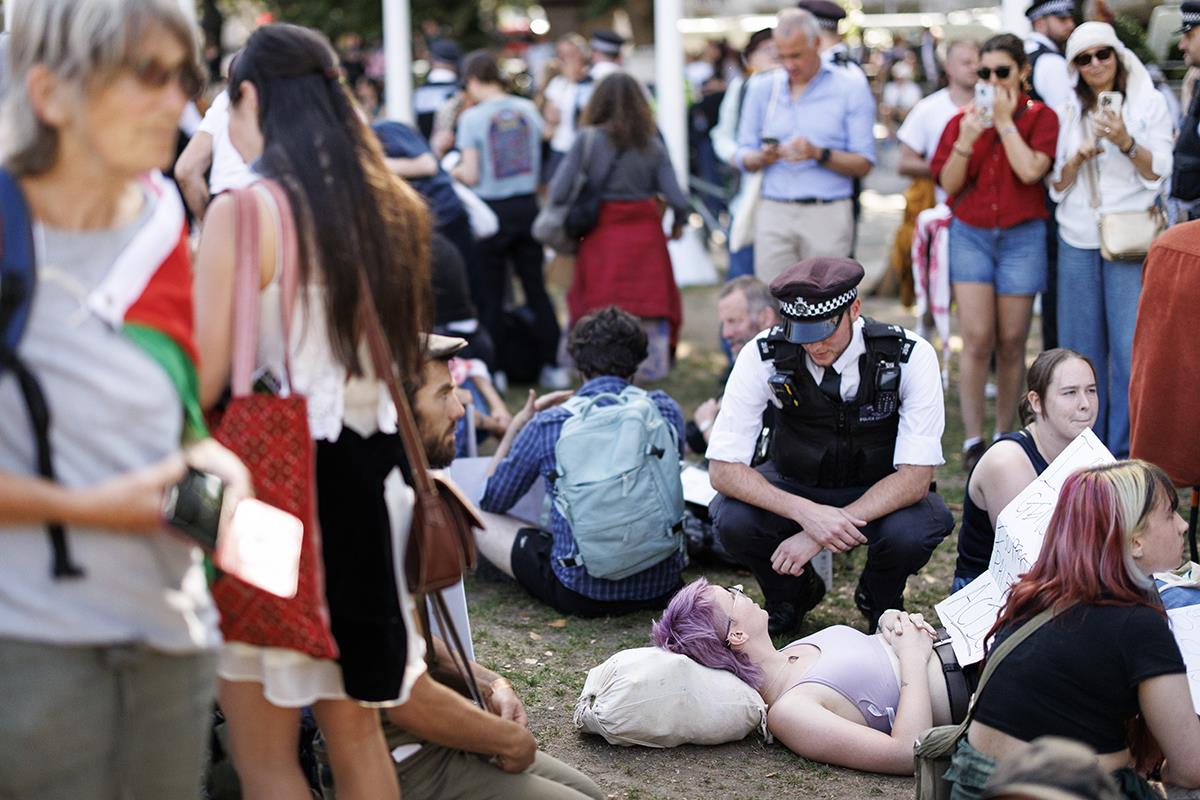 x03 EPA Tolga Akmen.jpg