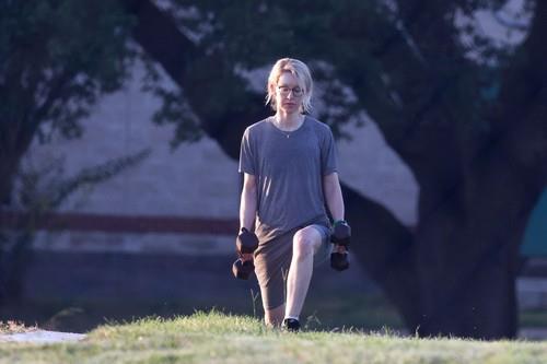 Elizabet Holms služi kaznu od 11 godina zatvora