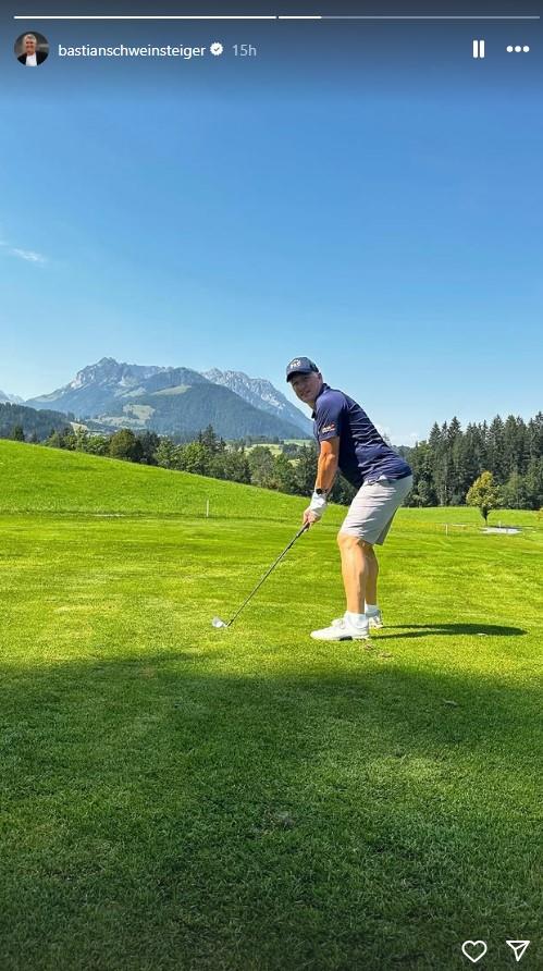 Bastijan Švajnštajger na golfu 2.jpg