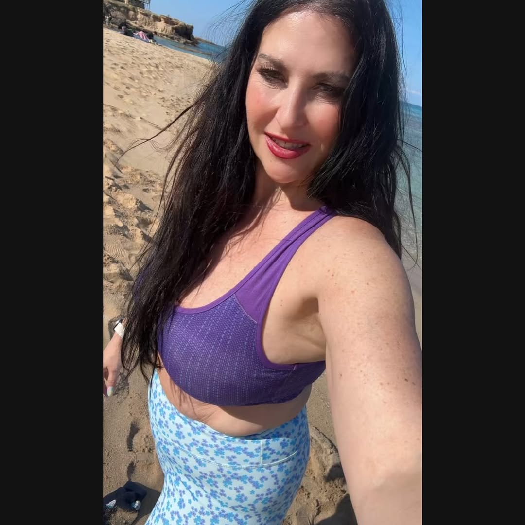 Amanda Mos uživa na Kipru (3).jpg