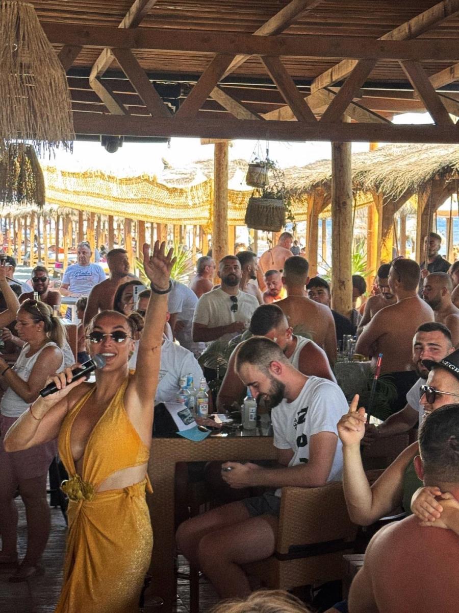 Goga Sekulic delila Donji ves na nastupu u Crnoj Gori