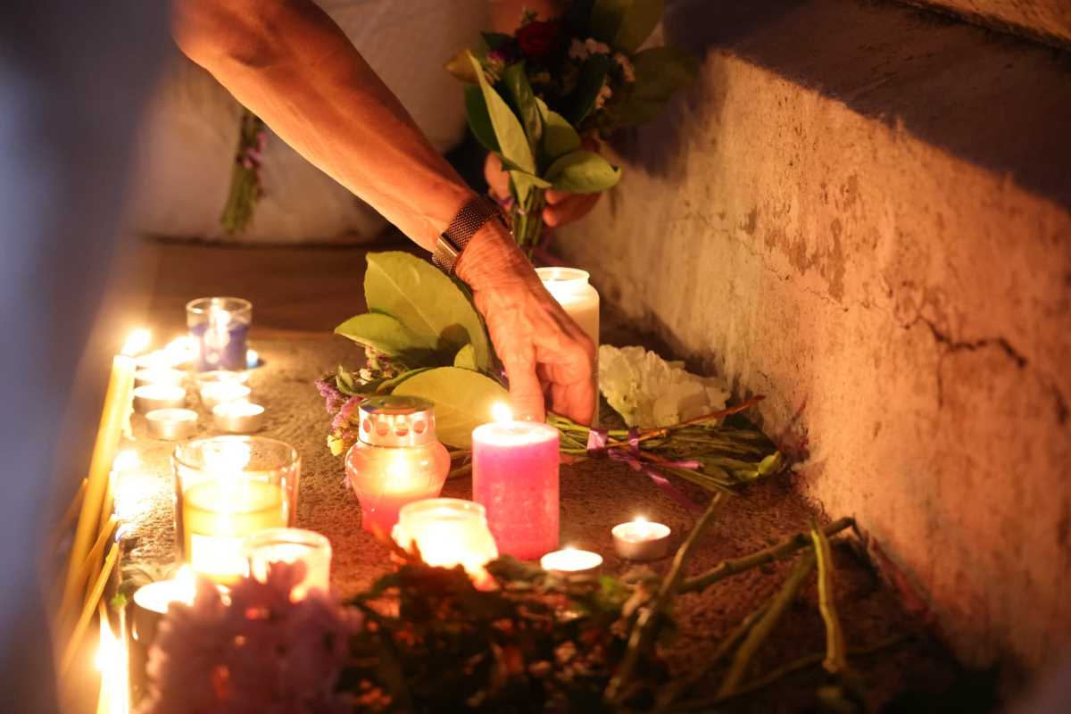 Okupljeni kod Terazijske česme upalili sveće u čast Dedićima