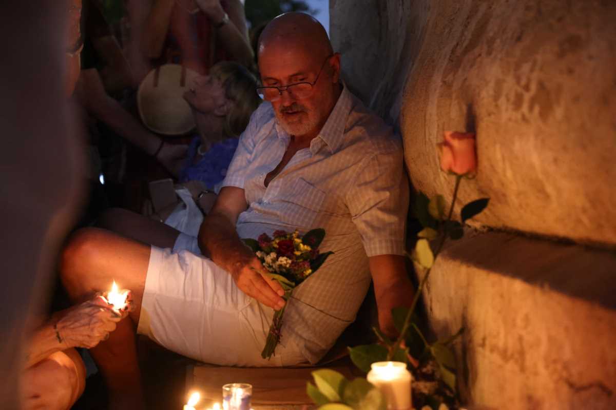 Okupljeni kod Terazijske česme upalili sveće u čast Dedićima