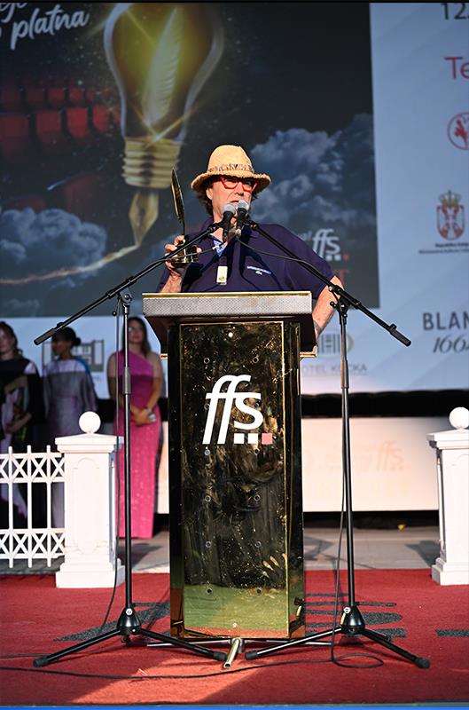 Lordanu Zafranoviću uručena nagrada Zlatno pero Gordana Mihića na 49. Festivalu filmskog scenarija u Vrnjačkoj Banji