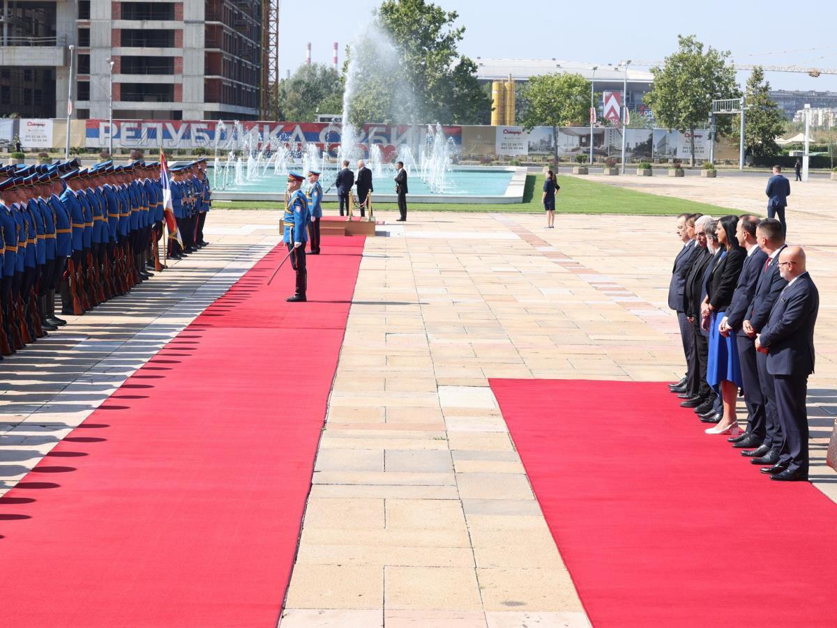 Sastanak saveznog kancelara austije i predsednika vlade srbije Kristijan Štoker Đuro Macut Boba Nikolić