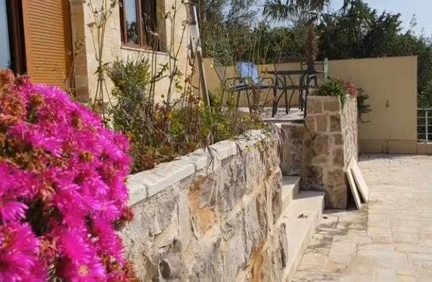 Kuća Lazara Ristovskog na moru (3).png