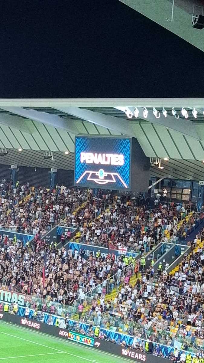 UEFA Superkup 11.jpg