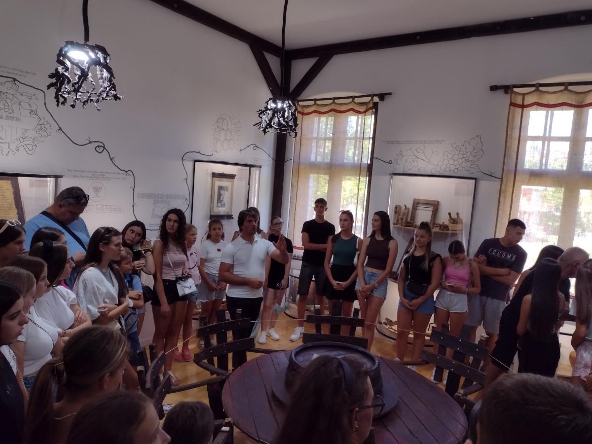 Omladinski kamp 3.jpg